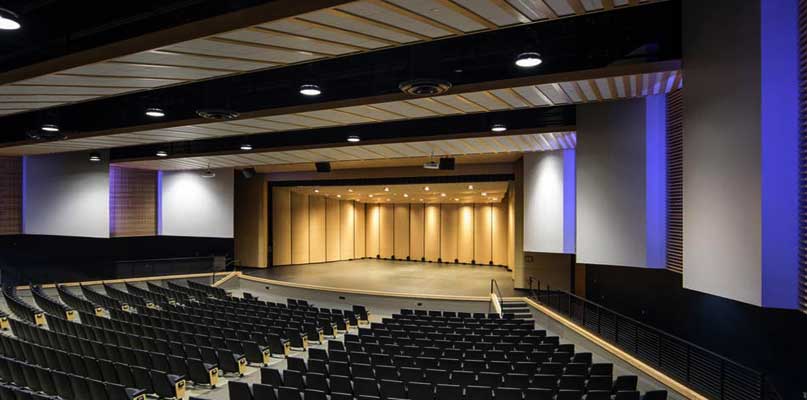 807X400 st-croix-school-1